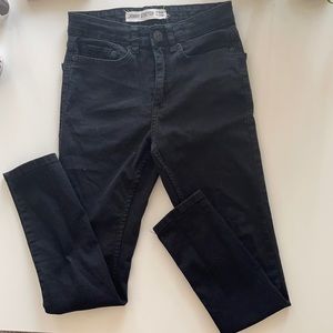 Stretch skinny jeans